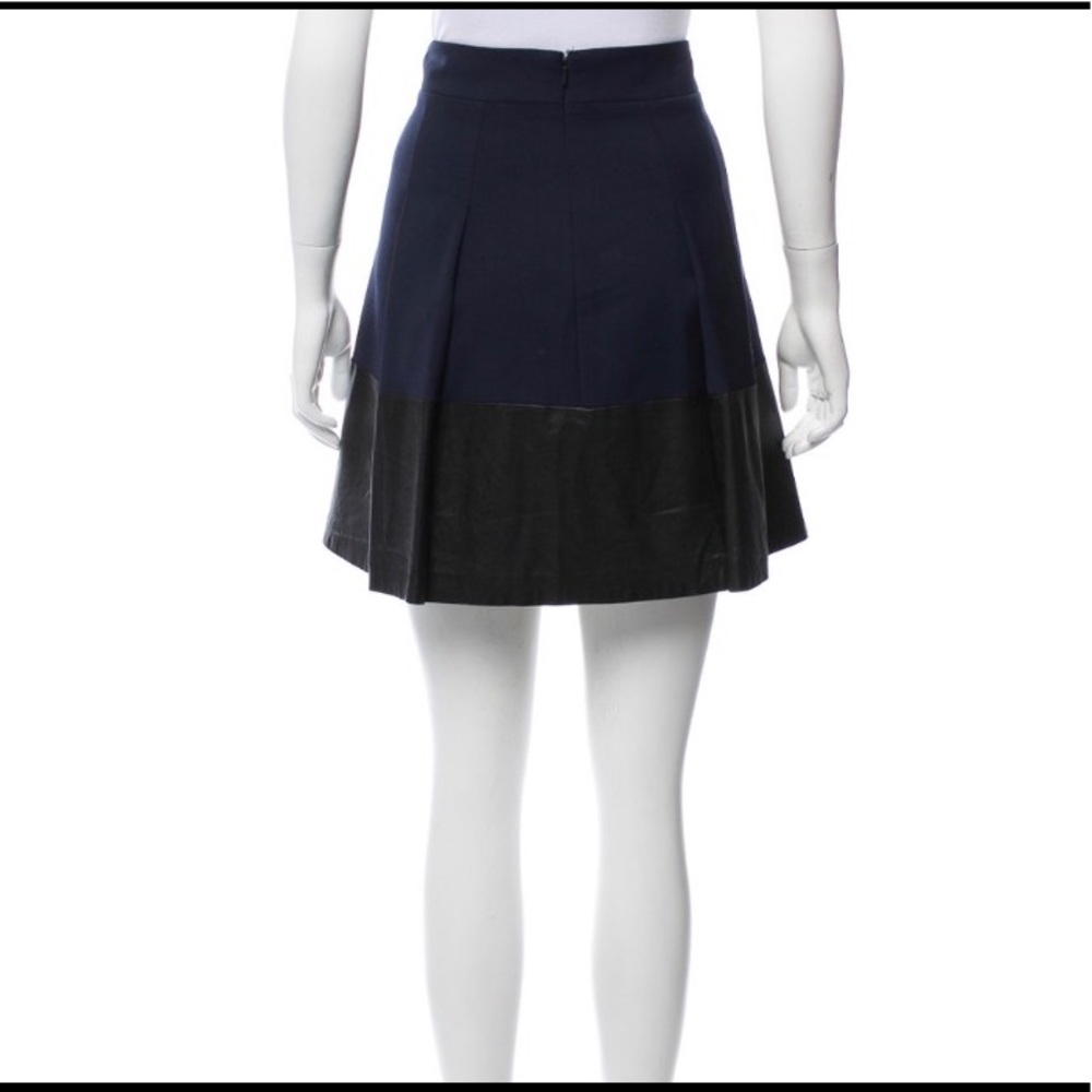 Vince leather trim wool skirt. Color navy. Size 12